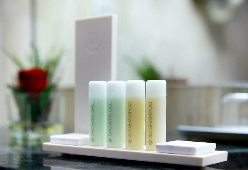 חדר סטנדרט לשלושה, Hesperia Andorra