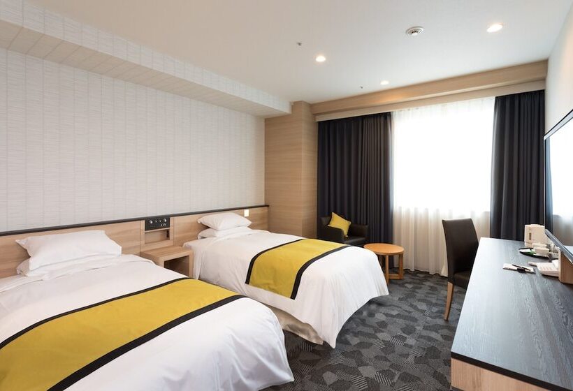 기본룸, Hewitt Koshien