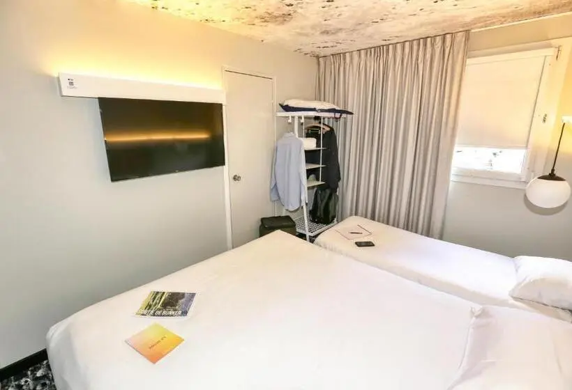 ダブルベッドのスタンダードシングルルーム, Ibis Biarritz Anglet Aéroport