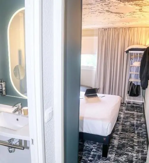 ダブルベッドのスタンダードシングルルーム, Ibis Biarritz Anglet Aéroport
