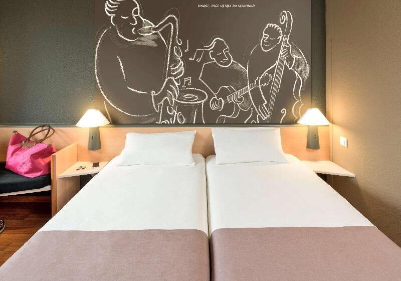 Standard Værelse, Ibis Dinant Centre