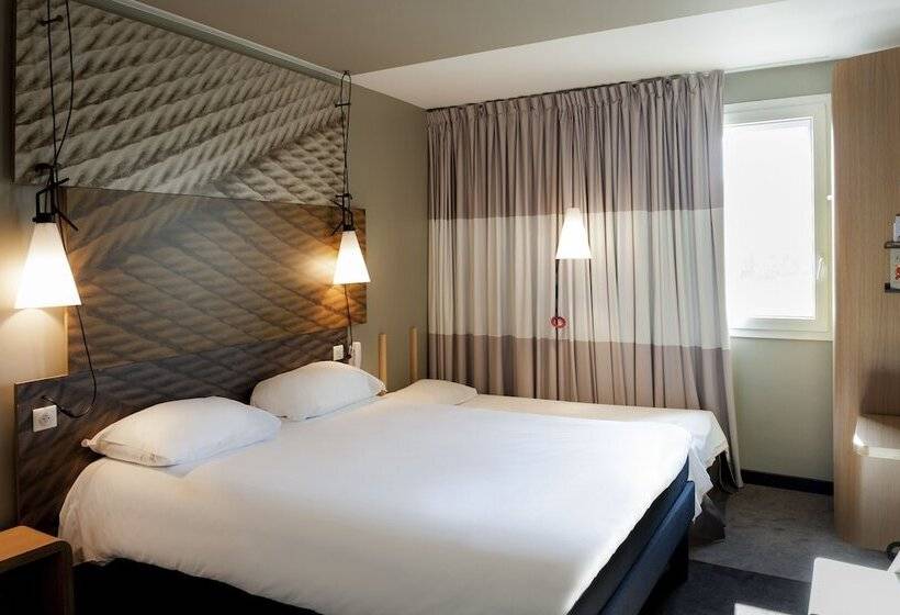 Номер Стандарт, Ibis Paris Saint Denis Stade Sud