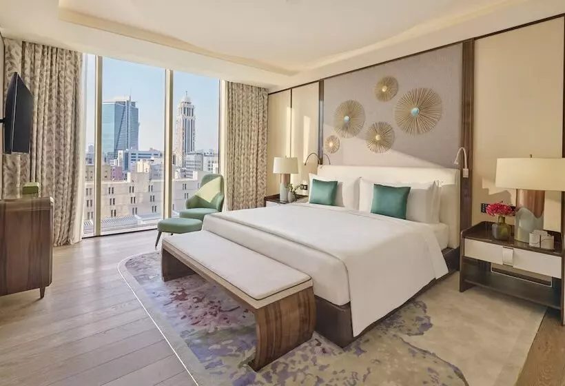 سوییت اجرایی, Mandarin Oriental Al Faisaliah, Riyadh