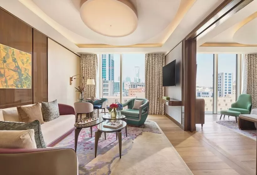 سوییت اجرایی, Mandarin Oriental Al Faisaliah, Riyadh
