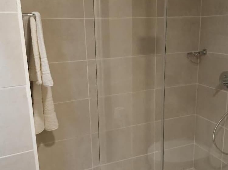 اتاق استاندارد, Merina