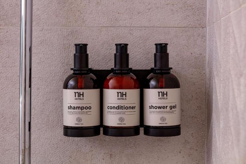 اتاق خانوادگی, NH Geneva Airport