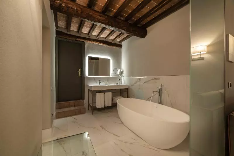 スイート, Relais Della Rovere