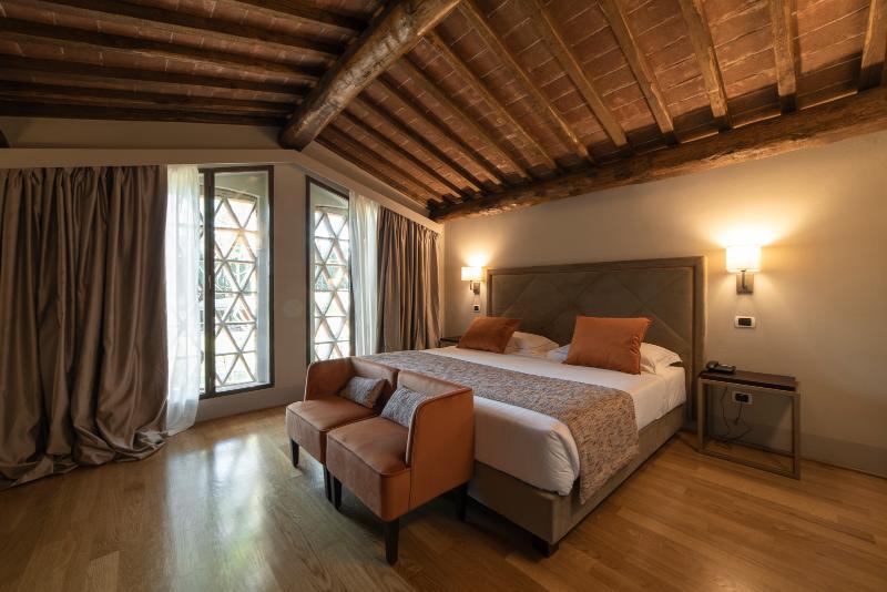 Люкс, Relais Della Rovere