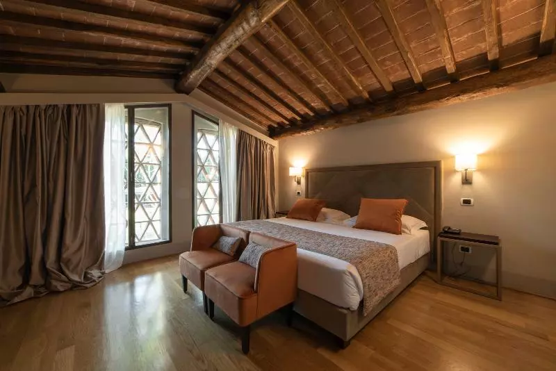 スイート, Relais Della Rovere