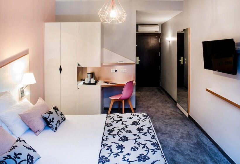 Camera Standard, Sainte Rose