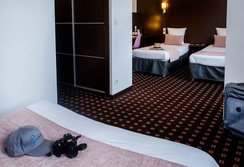 Camera Quadrupla Standard, Sainte Rose