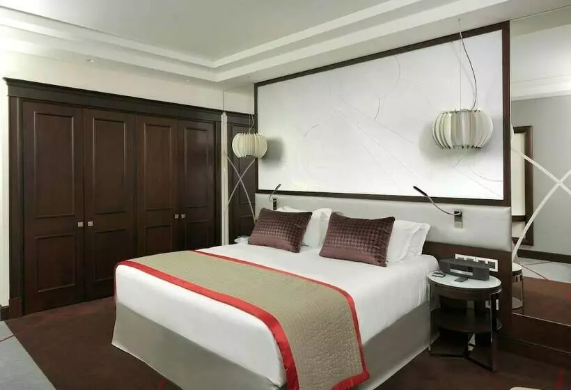 اتاق لوکس, Sofitel Beirut Le Gabriel