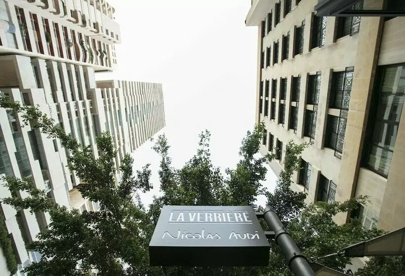اتاق لوکس, Sofitel Beirut Le Gabriel