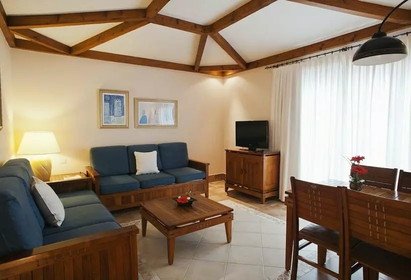سوییت, Princesa Yaiza Suite Hotel Resort