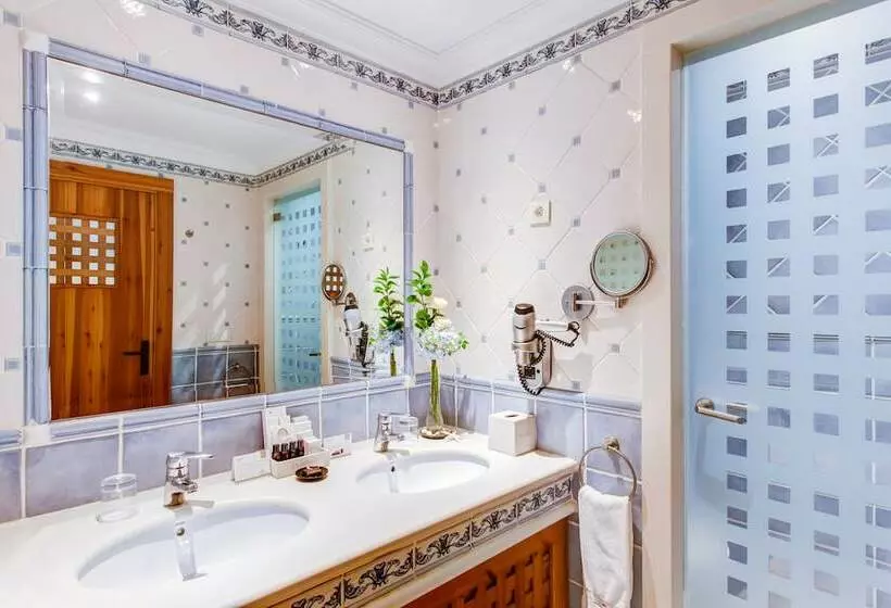 سوییت جونیور با چشمانداز دریا, Princesa Yaiza Suite Hotel Resort
