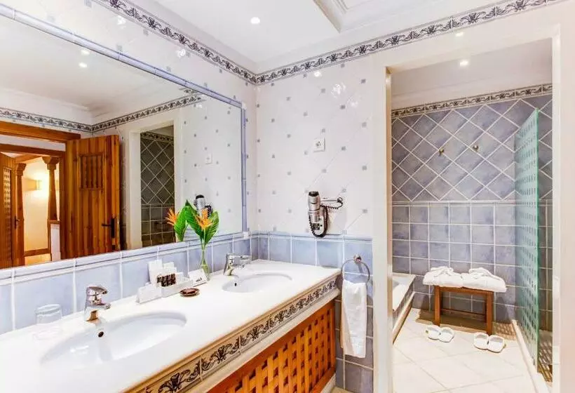 سوییت با چشمانداز دریا, Princesa Yaiza Suite Hotel Resort