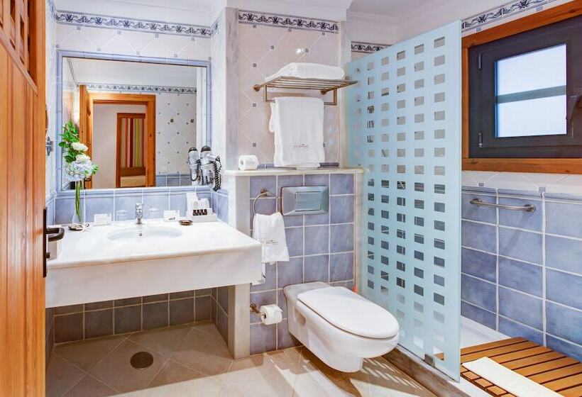 Королевский Люкс, Princesa Yaiza Suite Hotel Resort