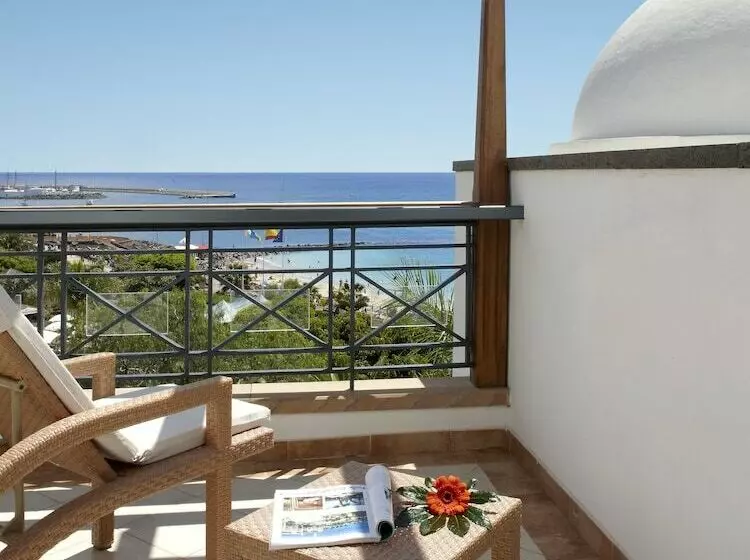 اتاق سوپریور با چشمانداز دریا, Princesa Yaiza Suite Hotel Resort
