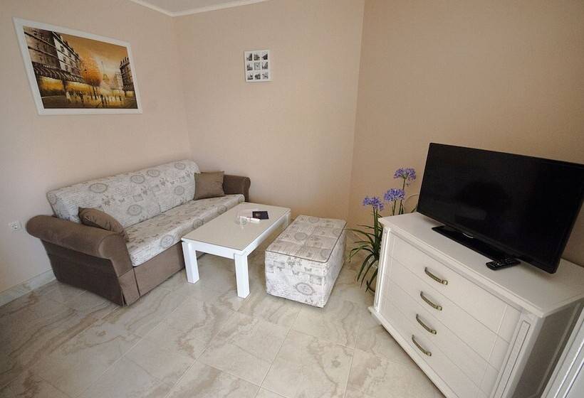 デラックススタジオ, Apartments In Complex Poseidon