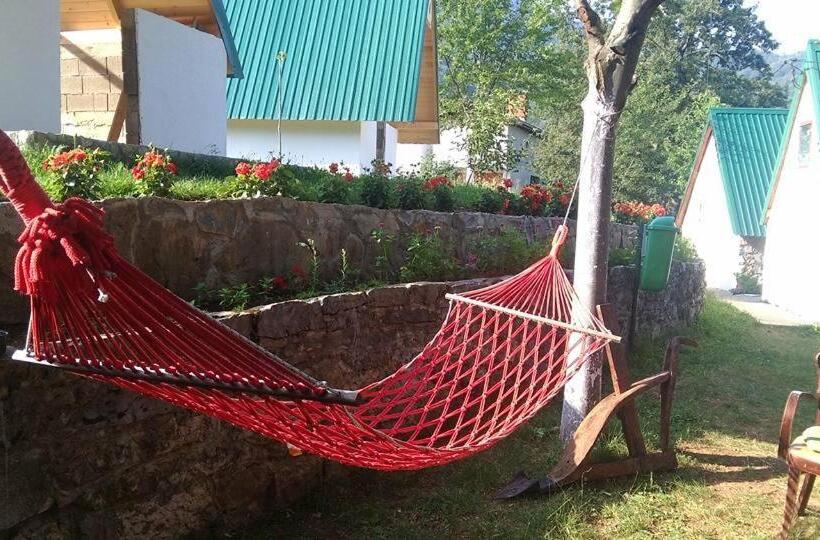 بنگله خانوادگی, B&b Konak