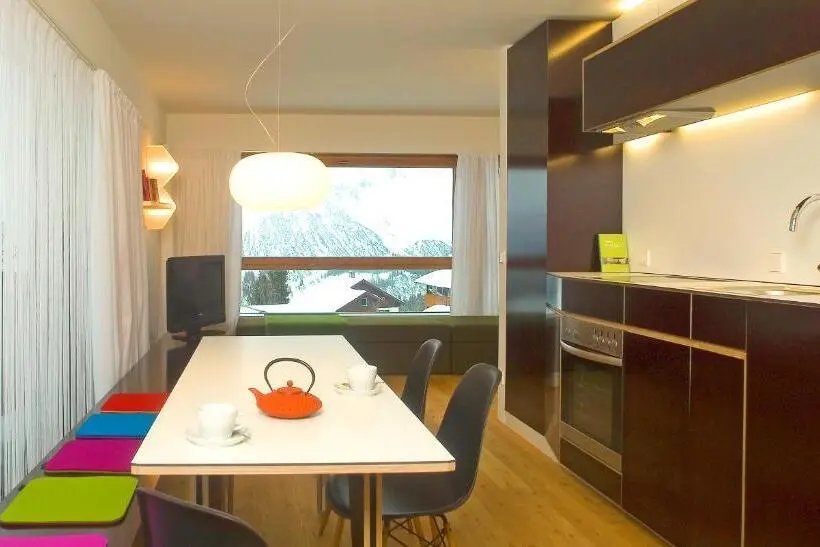 Huoneisto 1 Makuuhuone Terassi, Lama Appartement