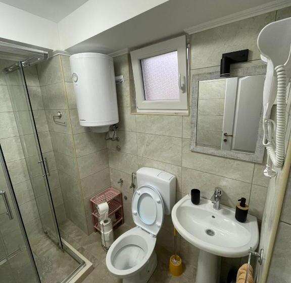 استودیو استاندارد با چشم‌انداز باغ, Apartman Mim
