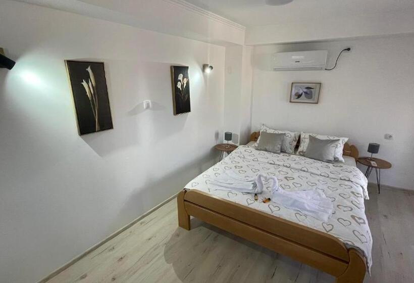 استودیو استاندارد با چشم‌انداز باغ, Apartman Mim