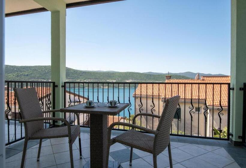 اتاق استاندارد با چشم‌انداز دریا, Apartments & Rooms Leon