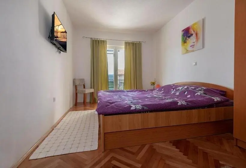 اتاق استاندارد با تخت بزرگ, Apartments & Rooms Leon