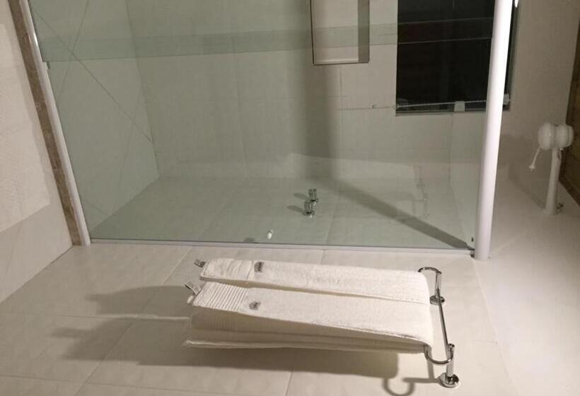 اتاق لوکس, Pousada Barra Trip