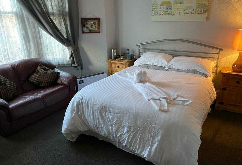 חדר דלוקס, The Barley House