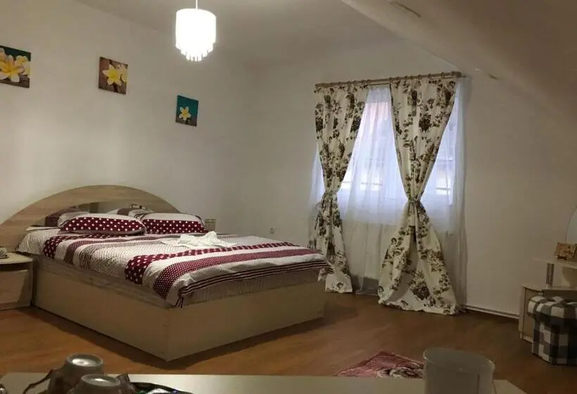 スタンダードルーム, Unser Haus