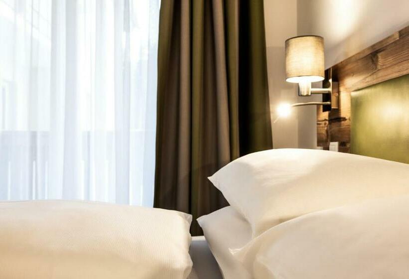 חדר סטנדרט עם מרפסת, Der Alpenblick