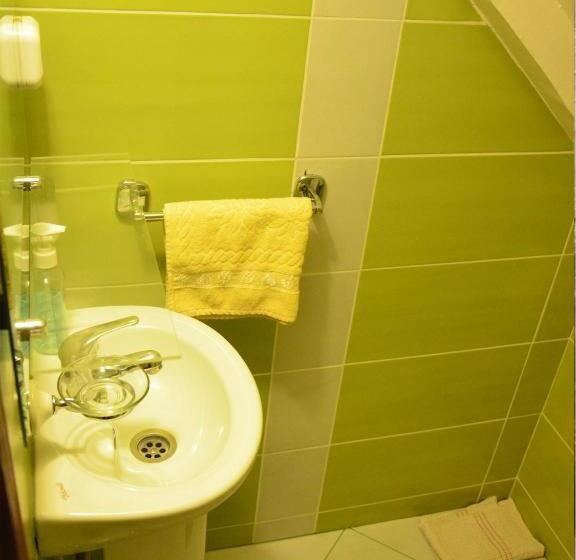 آپارتمان 3 خوابه, Family Apartments