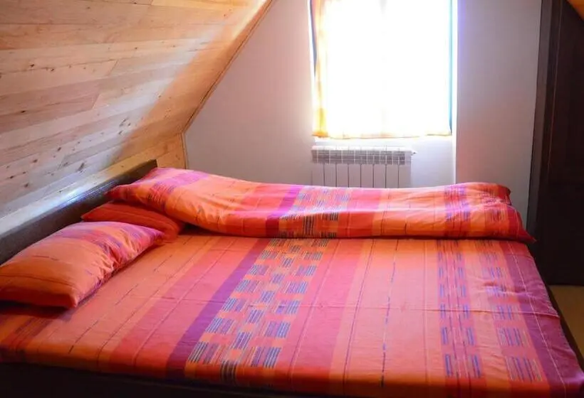 آپارتمان 3 خوابه, Family Apartments