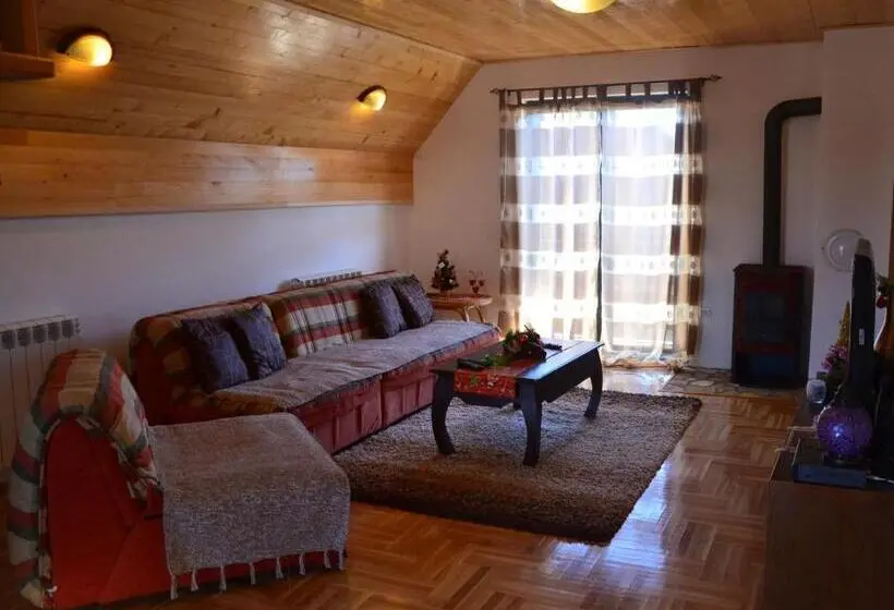 آپارتمان 3 خوابه, Family Apartments