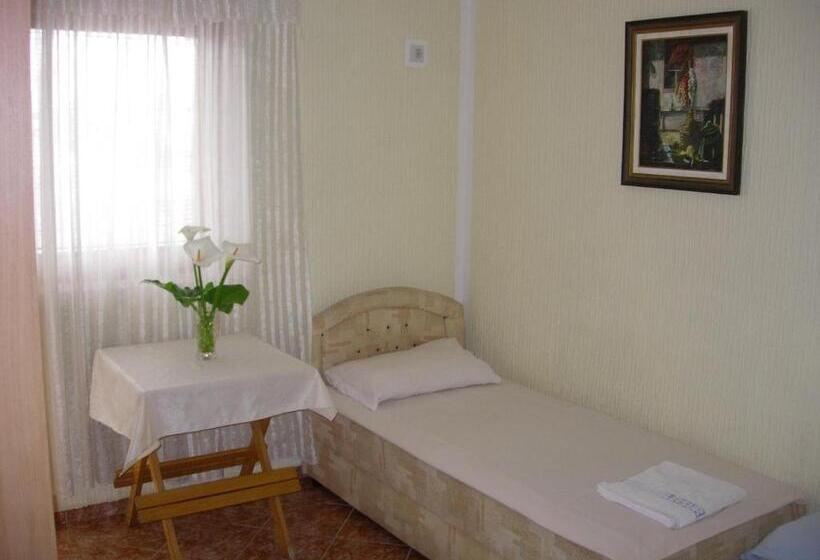 آپارتمان 2 خوابه با تراس, Rooms & Apartments Anka
