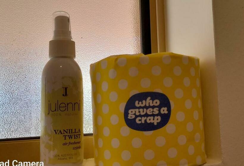 Номер Стандарт Вид на Сад, 101 Oatlands