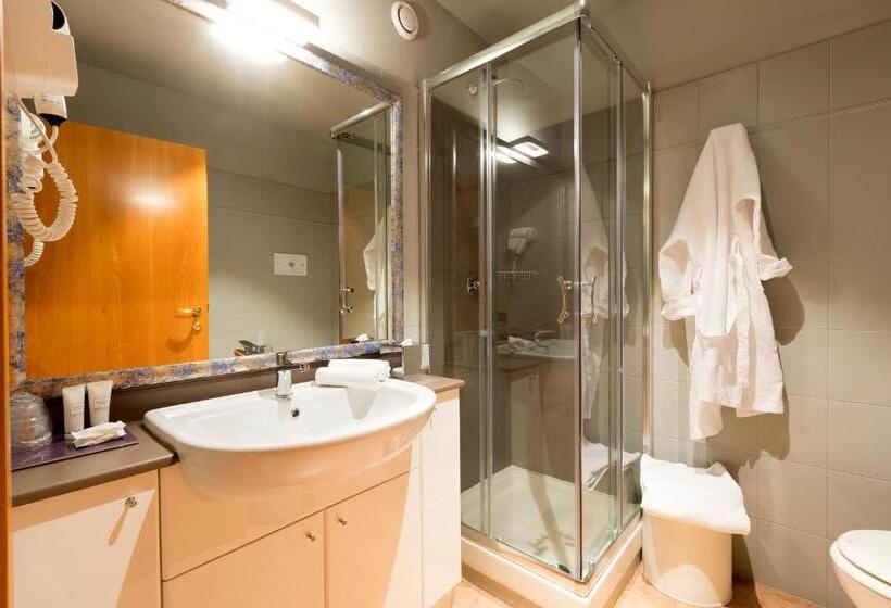 Номер Стандарт, Albavilla Hotel & Co