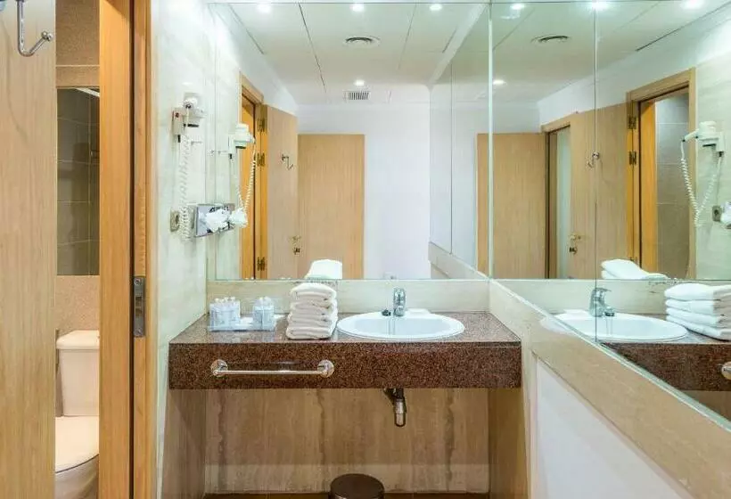 اتاق استاندارد سه نفره, Bluesea Costa Bastian