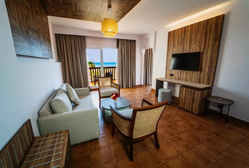 اتاق استاندارد سه نفره, Bluesea Costa Bastian