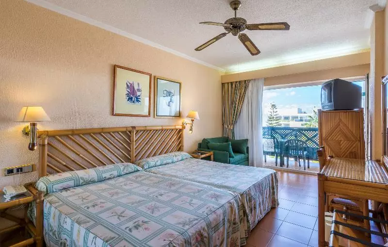 اتاق استاندارد, Bluesea Costa Bastian