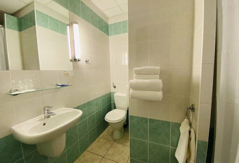 Номер Стандарт, Brit Hotel Acacias