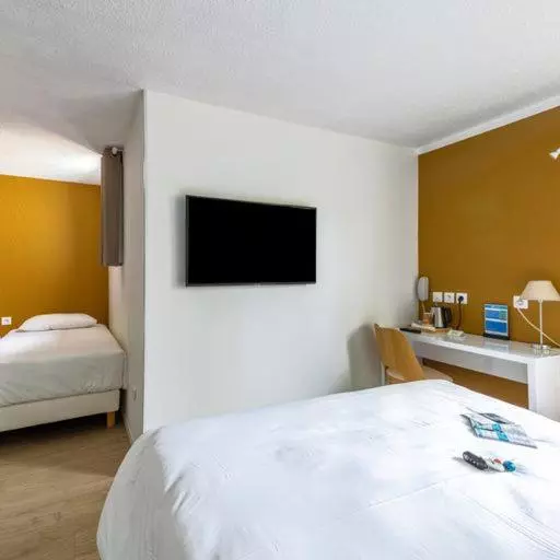 スイート, Brit Hotel Marseille Aéroport