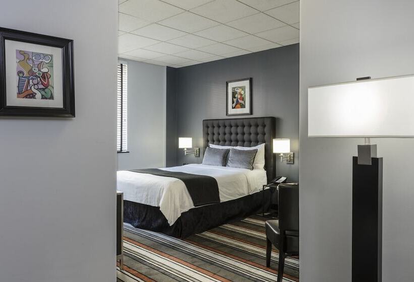 高级大房间, Broadway Plaza