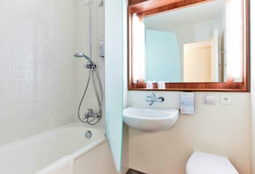 スタンダードトリプルルーム, Campanile Marne La Vallee  Bussy Saint Georges