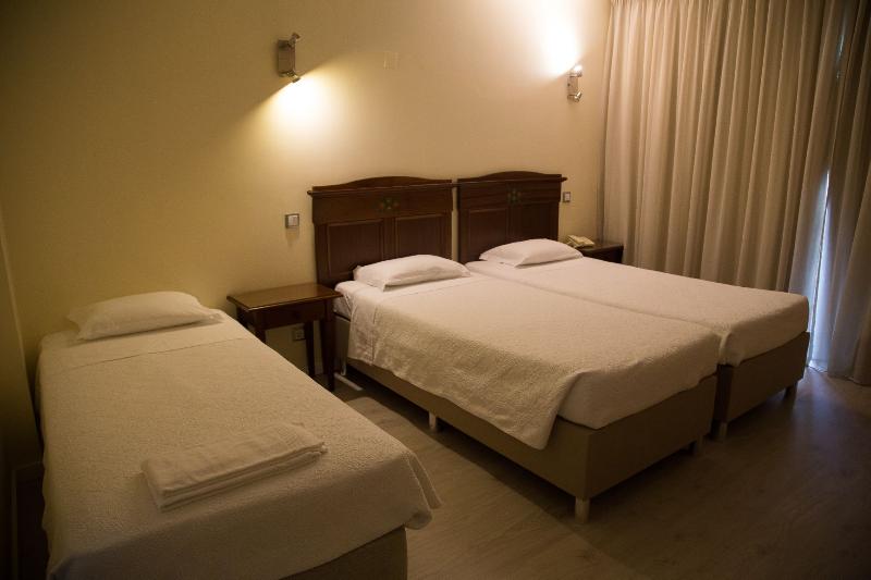 اتاق استاندارد سه نفره, Dom Fernando