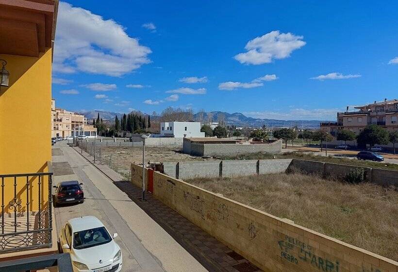 جناح جونيور, El Doncel