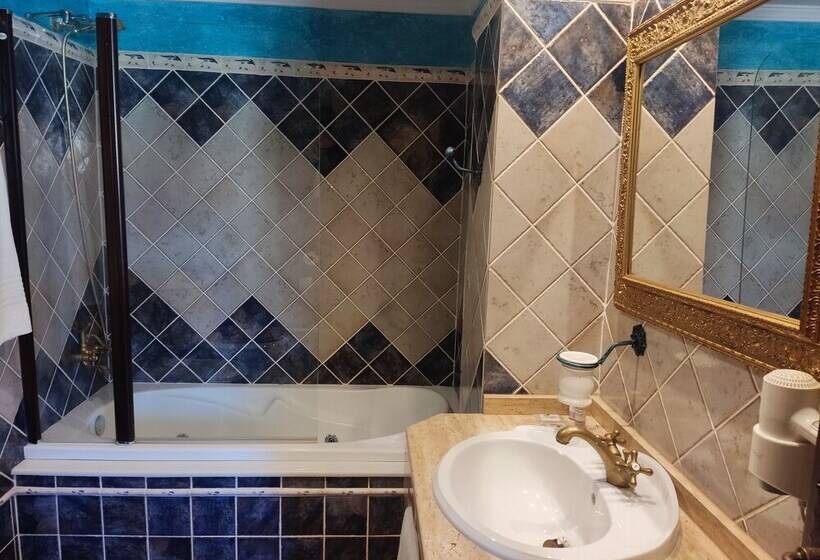 جناح جونيور, El Doncel