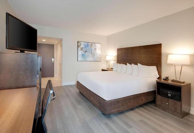 장애인을 위한 킹사이즈 침대 스탠다드 룸, The Florida Hotel & Conference Center In The Florida Mall